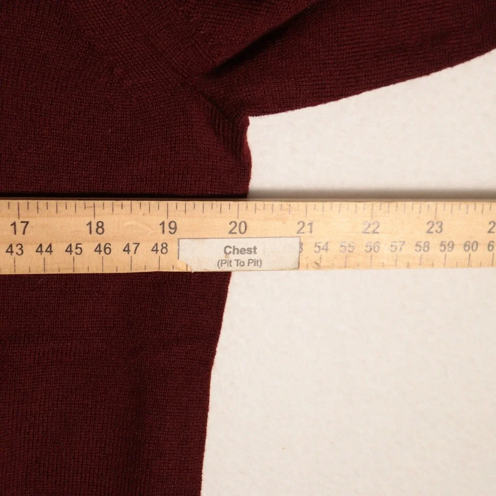 Banana Republic Sweater 100% Merino Wool Crewneck Burgundy Luxury Men M NWT